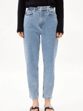 Armed Angels High-Rise Mom Jeans 32/34 Light Blue